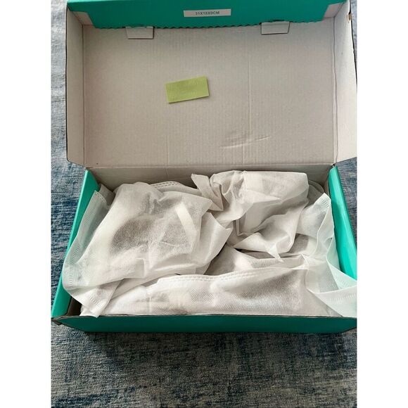 NIB! Ankis White Open Toe Strap Chunky Block High Heel Sandal Size 9 - Picture 8 of 8